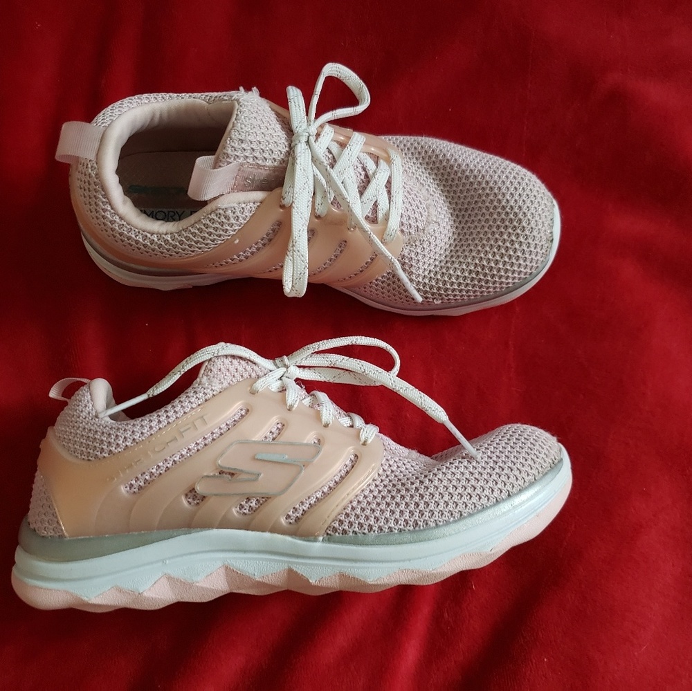Girls Skechers